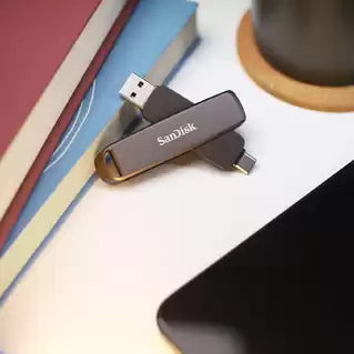 USB Flash Drive 2TB SanDisk 1000MB/s Type-A Type-C 3.2