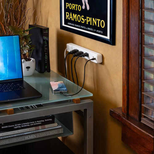 6 Outlet Surge Protector with USB 1500J CyberPower NEMA 5-15R