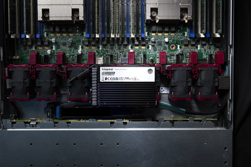 Kingston Technology DC3000ME 7,68TB U.2 NVMe SSD – PCIe 5.0 Enterprise-Speicher