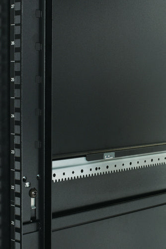 APC AR3100 rack cabinet