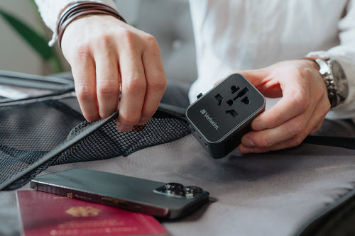 Verbatim 49545 power plug adapter