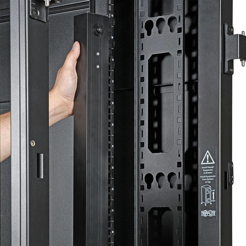 Tripp Lite PDUMNV20HVLX power distribution unit (PDU)