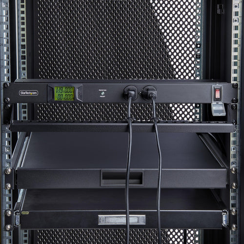 StarTech.com 12NM8-RACK-MOUNT-PDU power distribution unit (PDU)
