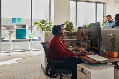 HP Poly Blackwire 3325 Stereo Microsoft Teams Certified USB-C Headset +3.5mm Plug +USB-C/A Adapter