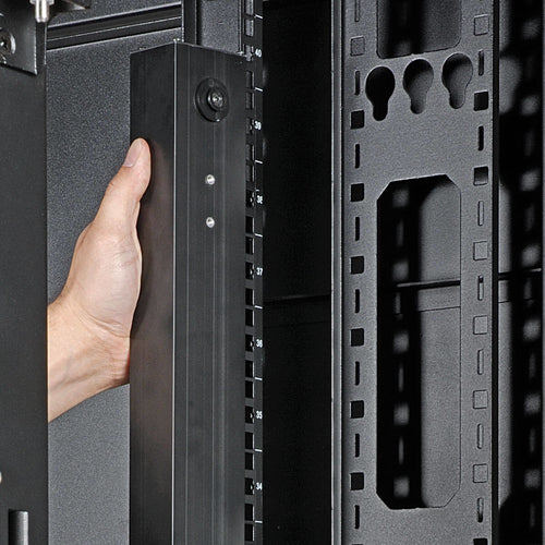 Tripp Lite PDU3XEVSRHWB Stromverteilungseinheit (PDU)