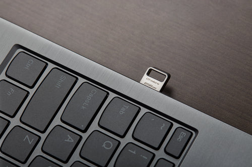 256GB Kingston DataTraveler Micro USB-Stick 200MB/s USB 3.2 Gen 1 Kappenlos Silber