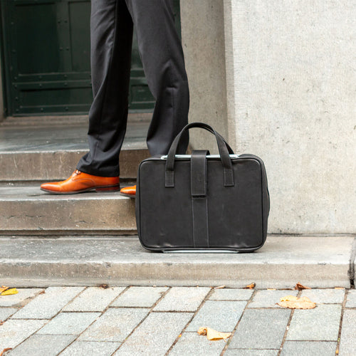 R-Go Tools RGOAVLAPBL laptop case