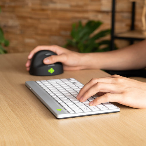 Ergonomische kabellose Bluetooth-Tastatur R-Go Compact Break Mini QWERTY Scherenmechanismus Weiß