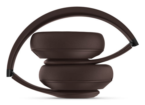Apple Beats Studio Pro