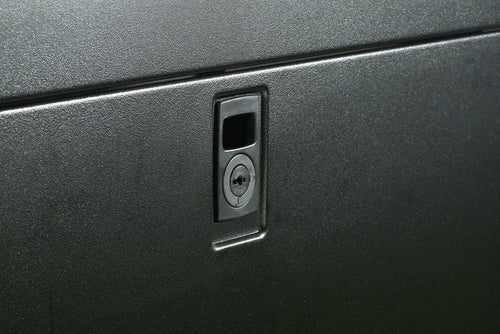 APC AR3100 rack cabinet