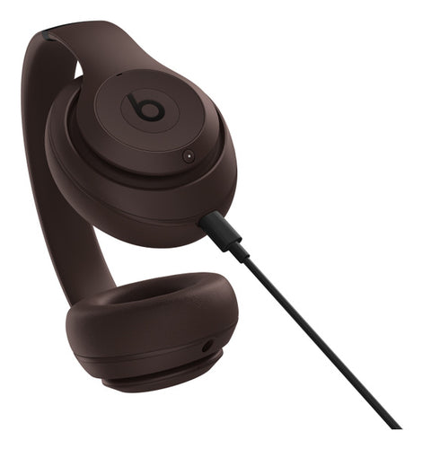 Apple Beats Studio Pro
