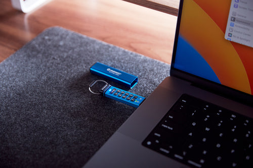256GB Kingston IronKey Keypad 200 USB-C Flash-Laufwerk FIPS 140-3