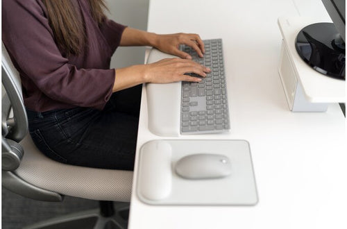 Kensington Ergonomische Handgelenkauflage K50437WW - Grau, Robuste Tippunterstützung