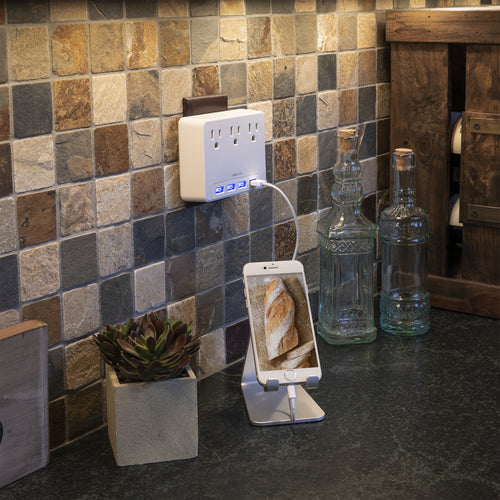 CyberPower P3WU surge protector