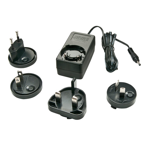 Lindy 73824 power adapter/inverter