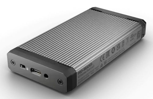 SanDisk PRO-READER card reader