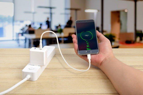 4XEM 4XUSBCPOWER18W mobile device charger