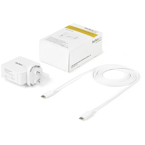 StarTech.com WCH1CUK mobile device charger