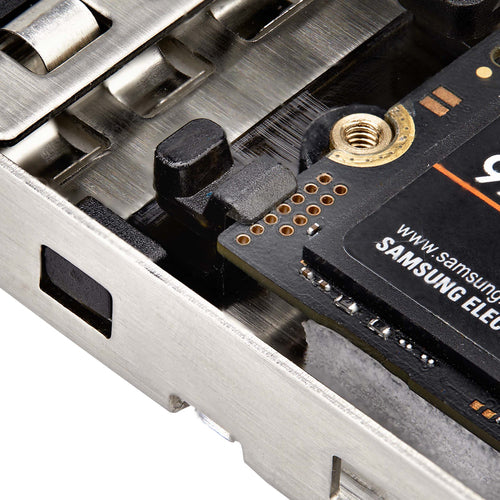M.2 NVMe SSD Dual-Bay zu PCIe x8 Wechselrahmen werkzeuglose Installation