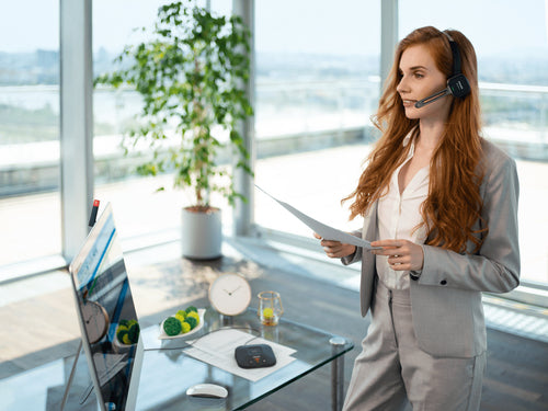 Philips SpeechOne Kabelloses Diktier-Headset, 12 Std. Akkulaufzeit, 70 dB Klarer Klang