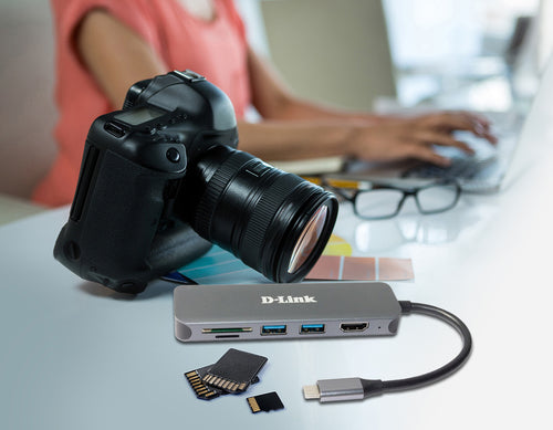 D-Link DUB-2327 laptop dock/port replicator