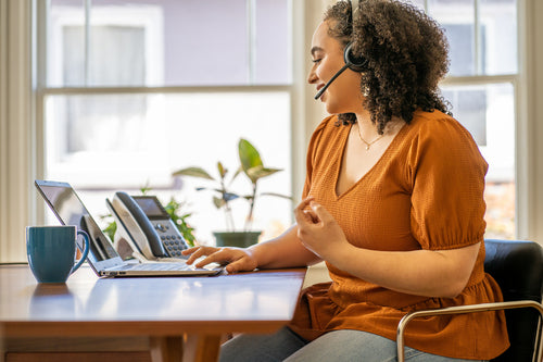 HP Poly Voyager 4320 USB-A Headset – Microsoft Teams zertifiziert – Kabelgebunden & Kabellos – Schwarz