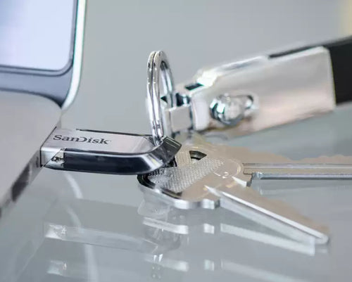 SanDisk Ultra Flair USB flash drive
