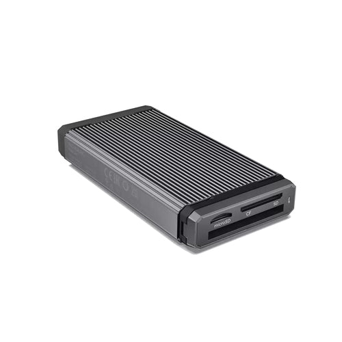 SanDisk PRO-READER card reader
