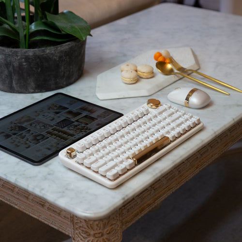 Azio IM103 mouse