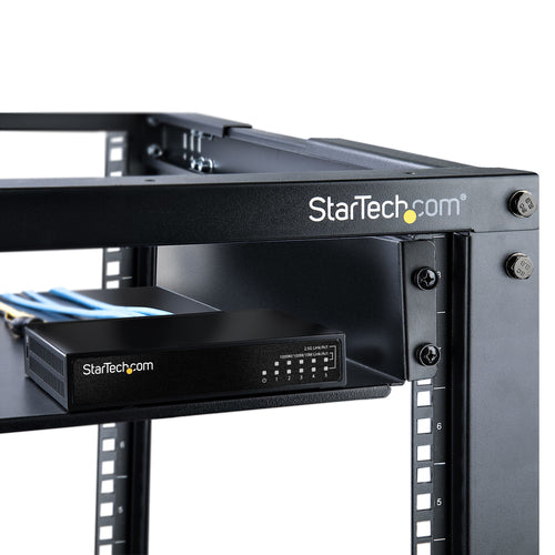 StarTech.com DS52000 network switch