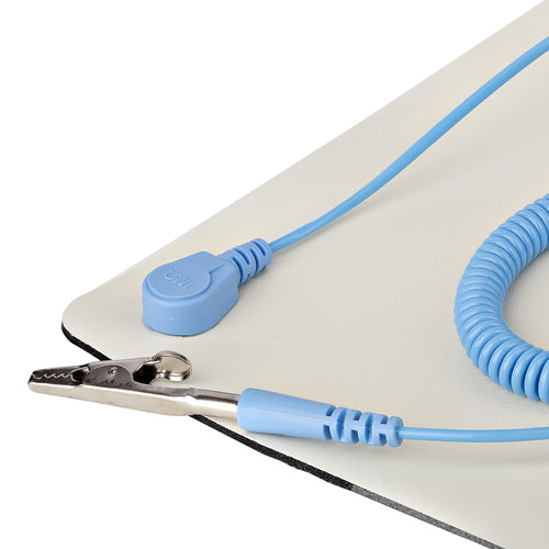 StarTech.com Anti Static Mat - ESD Mat 11x18in - Beige/Black for Electronics Repair