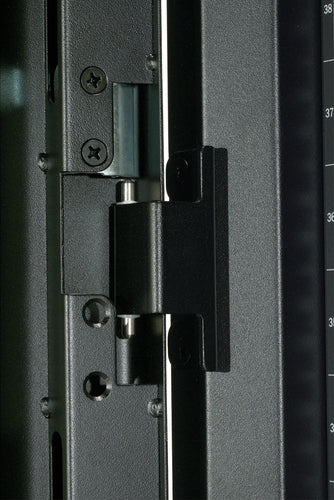 APC AR3100 rack cabinet