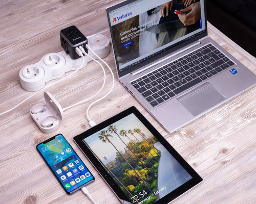 Verbatim 49546 mobile device charger