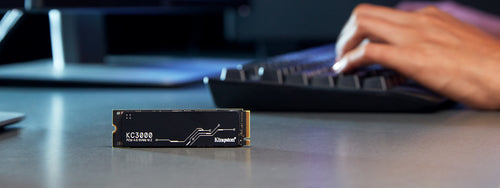 NVMe M.2 SSD Kingston KC3000 4TB Read up to 7000MB/s