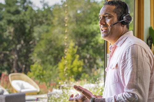 HP Poly Voyager 4310 Kabelloses Office-Headset – Komfortables schwarzes Design – USB-A & Bluetooth