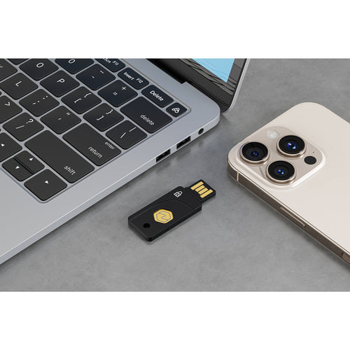 Kensington VERIMARK NFC+ SECURITY KEY - USB-A fingerprint reader