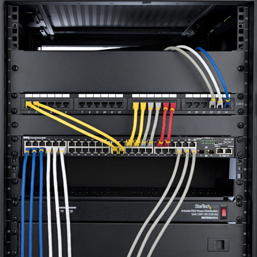 StarTech.com NLOR-14F-CAT6A-PATCH networking cable