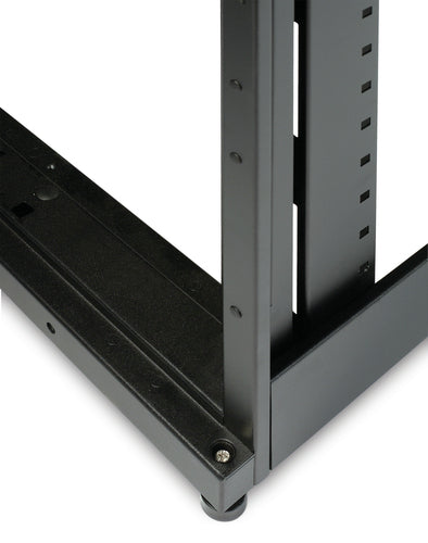 APC AR3100 rack cabinet