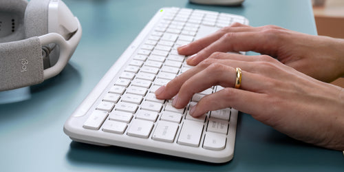 Logitech Signature Slim K950 keyboard