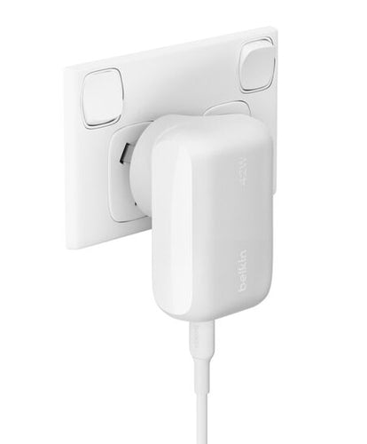Belkin WCB009AUWH mobile device charger