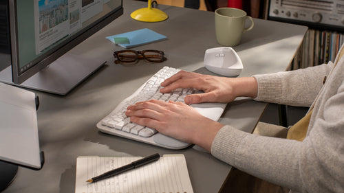Logitech Wave Keys keyboard
