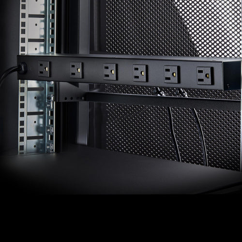 StarTech.com 8NM8-RACK-MOUNT-PDU power distribution unit (PDU)