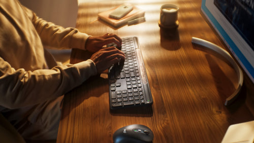 Logitech Signature Slim Solar+ K980 keyboard