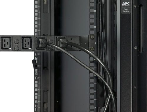 Leistungsverteilungseinheit 14,4 kW APC Rack PDU Schwarz 208V IEC320 C19